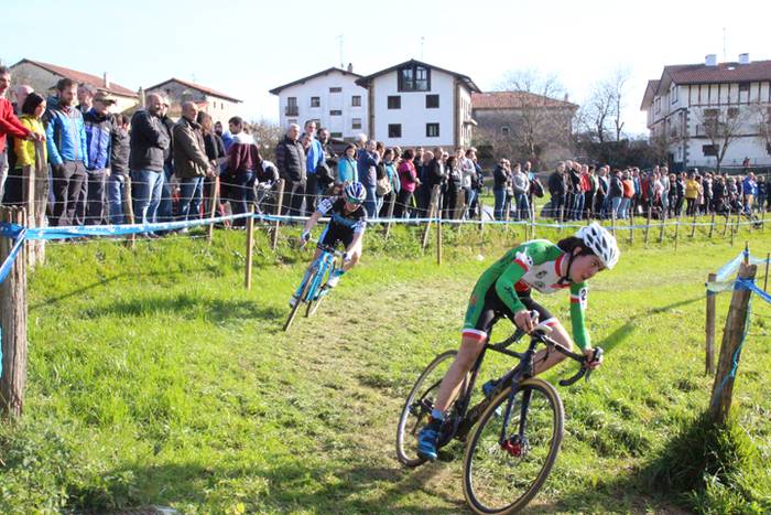 ASTEASUKO ZIKLO KROSA 2016 13 1481214919166