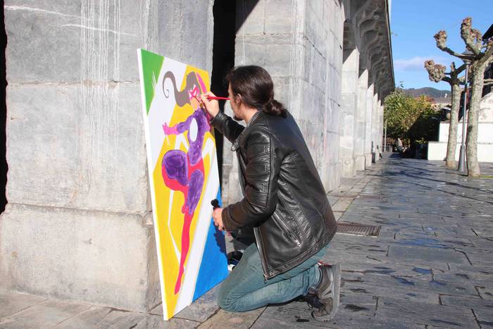 'Gora emakume anitzak eta go 34 1542976383223