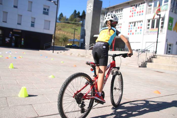 Abiatu da Mugikortasun Astea 15 1537011800703