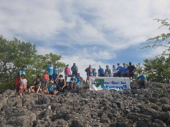 Lizartza, Laparmendi, 29 lagun