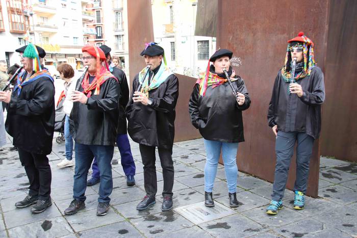 Ozen entzun dira txistularie 64 1551449025514