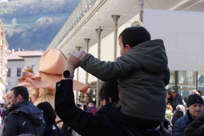 Erraldoi eta Buruhandiak Zal 24 1645883942590