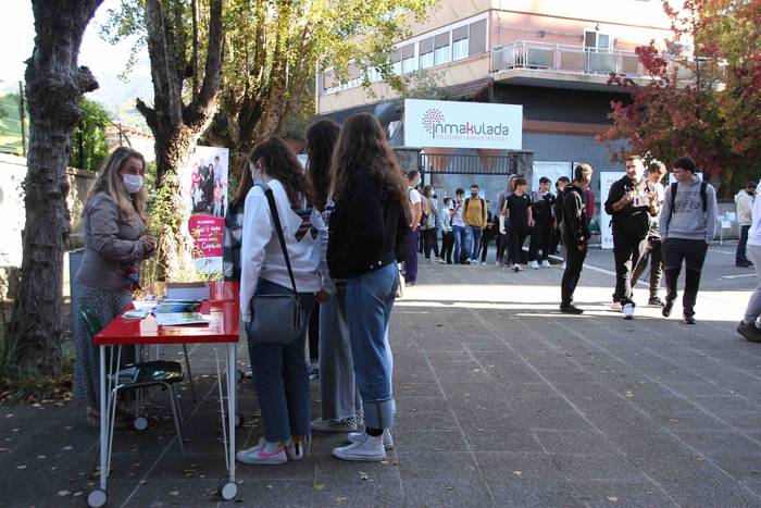 Boluntariotza Azoka, 2021, T 20 1635351636311