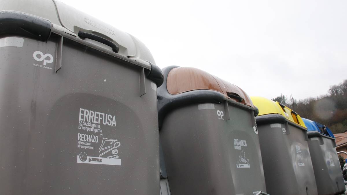 Hondakinen inguruko informazioa duten triptikoak banatuko dituzte