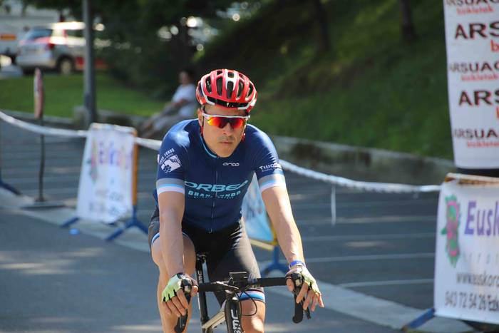 Gurpil gainean, Abraham Olan 54 1559487051568