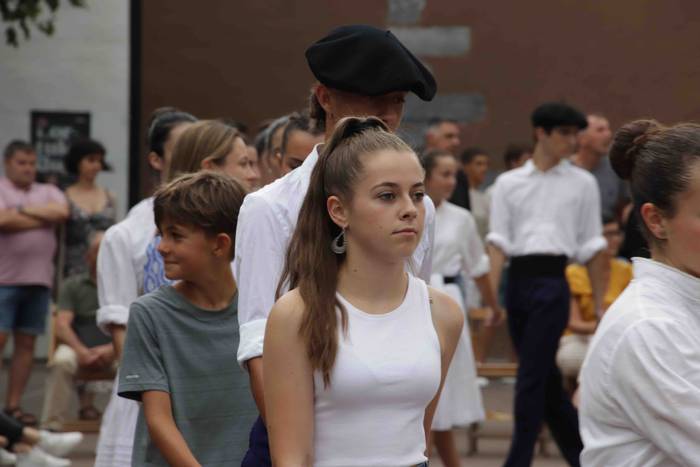 Soka dantza Santioak 2022 63 1658770633016