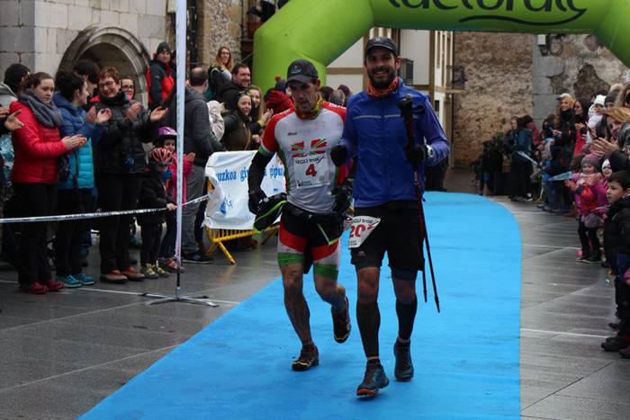 Jokin Lizeaga eta Veronica D 270 1517772949565