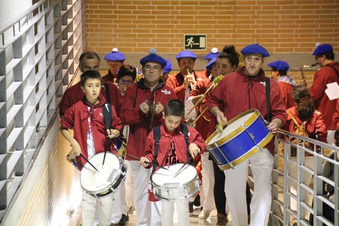 hartu trena jaialdia villabona 2016 12 1462010436420