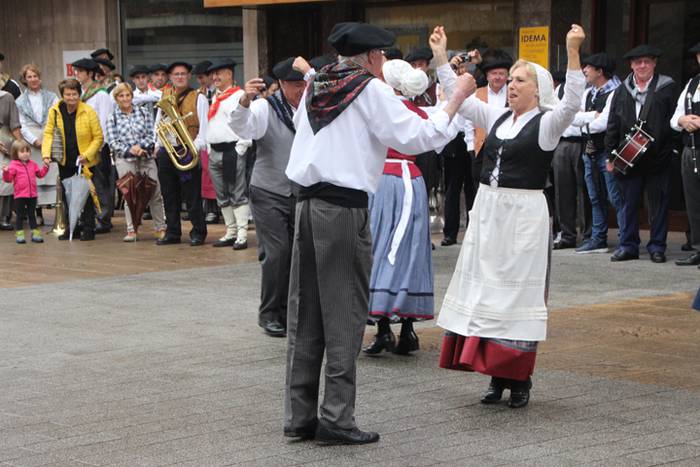 Udaberri Dantza Dezagun Tolo 53 1504963295476