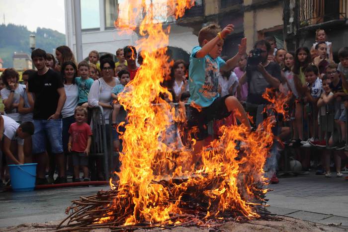 Txikienak ere saltoka 26 1561316729641