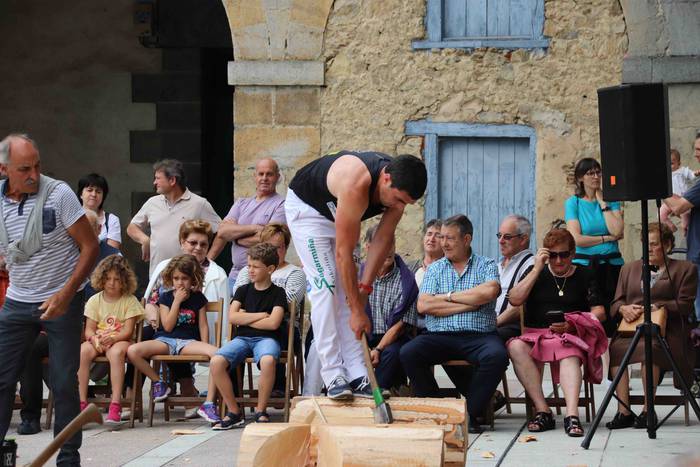 San Pedroak agurtzeko herri  4 1561906314947