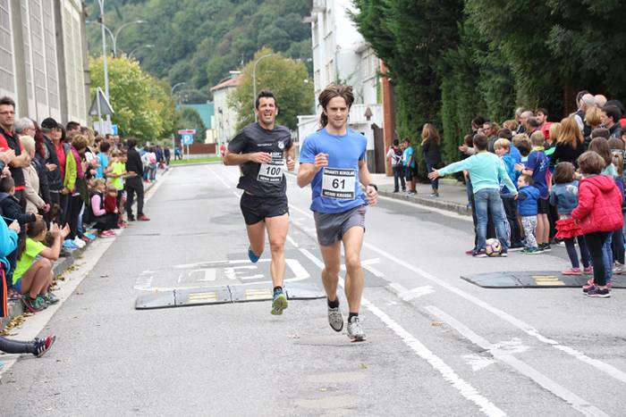 Haizearen aurka, baina aurrera 90 1476273472165