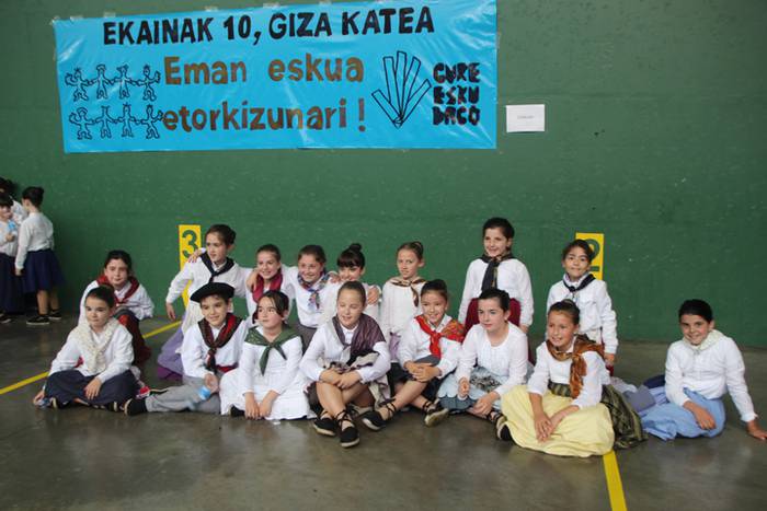 Txikienen oinak dantzan, fes 21 1527423361967