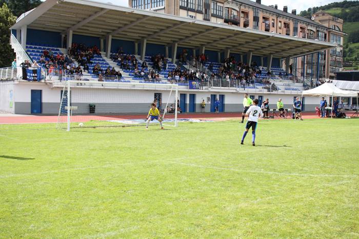 V. Urtzi Gurrutxagaren Oroim 12 1529170824730