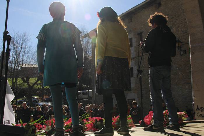 Elkartasunez jantzi da Gazte 7 1517148354369