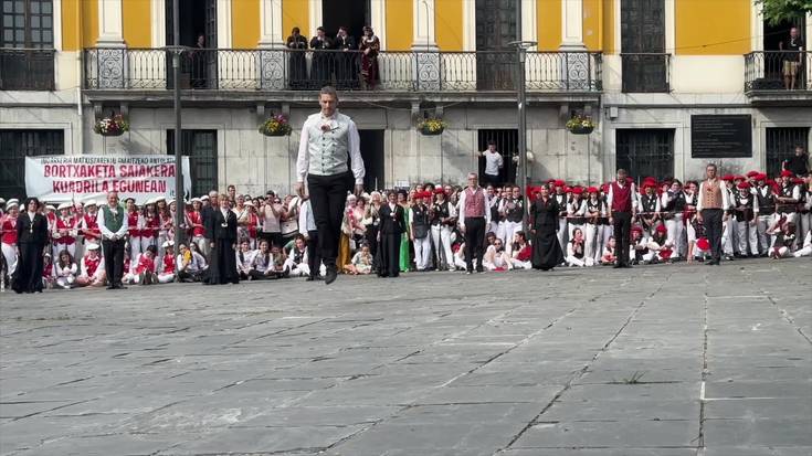 San Joan arratsaldea iruditan