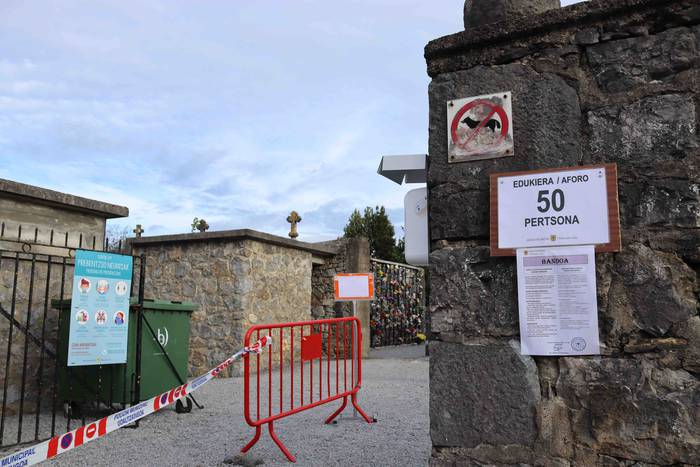 Santu Guztien eguna neurri b 2 1604226342236