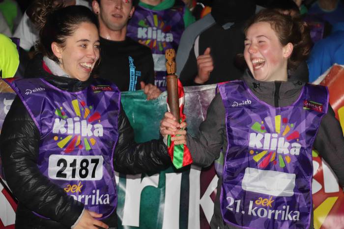 21. Korrika, Villabonan, Iru 44 1555132668010