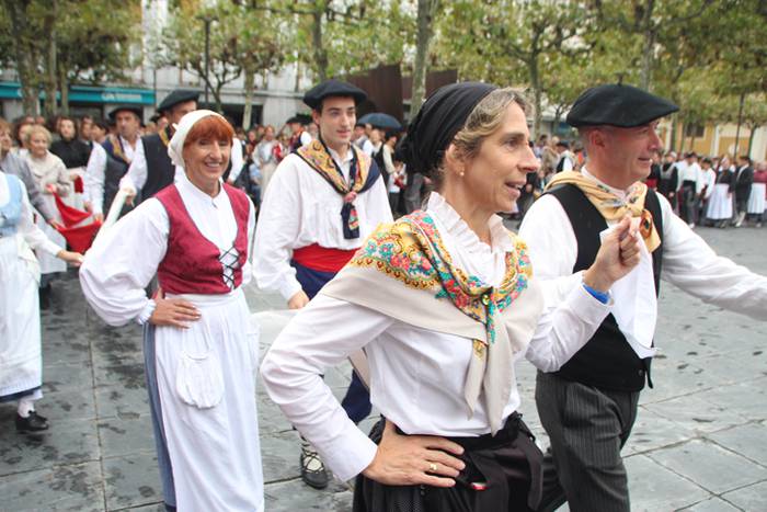 Udaberri Dantza Dezagun Tolo 127 1504963792115