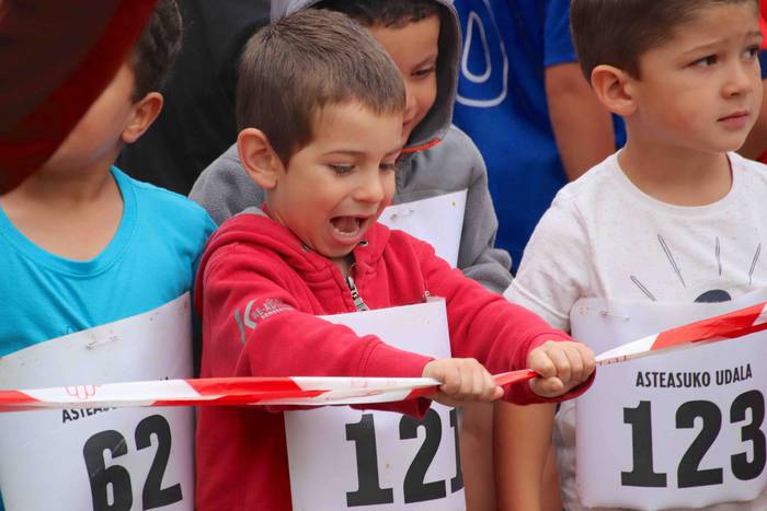 Asteasuko haurrek hasi dute  15 1530187928888