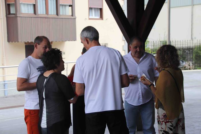 Txalokina dastatuz hasi dute 5 1565530518867