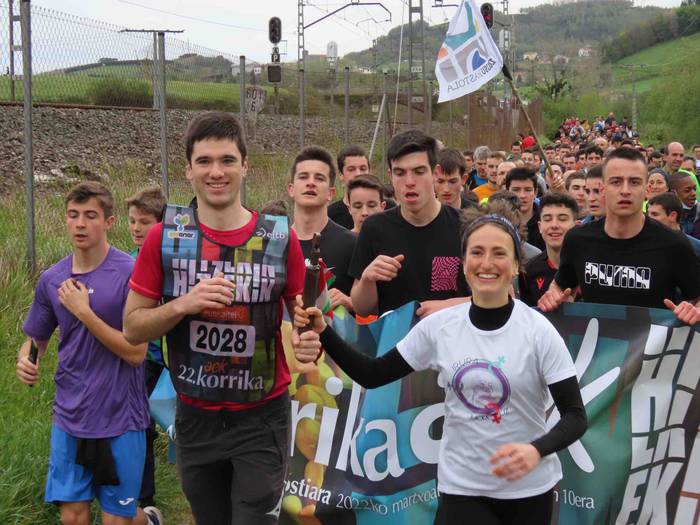 korrika, furgonetatik, Anoet 3 1649421131446