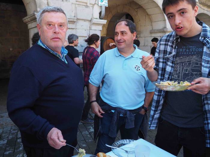 Elorriri gero arte, lagunart 13 1527361237935