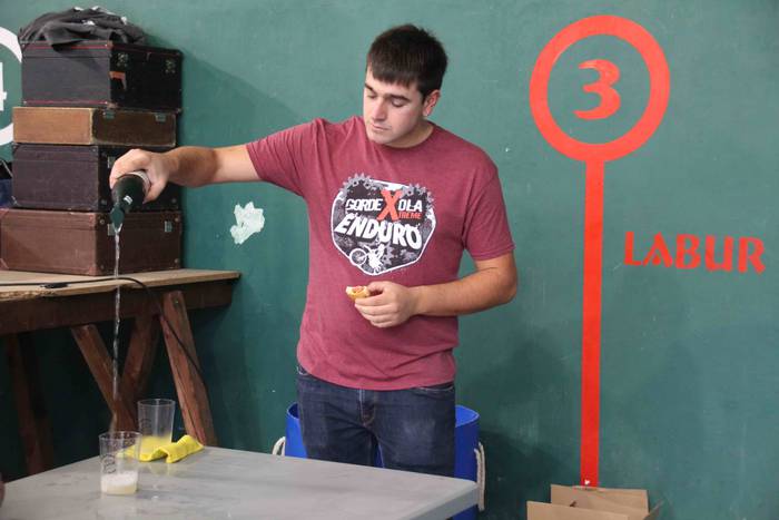 Txakolin dastaketa ugarte fe 9 1570361828833