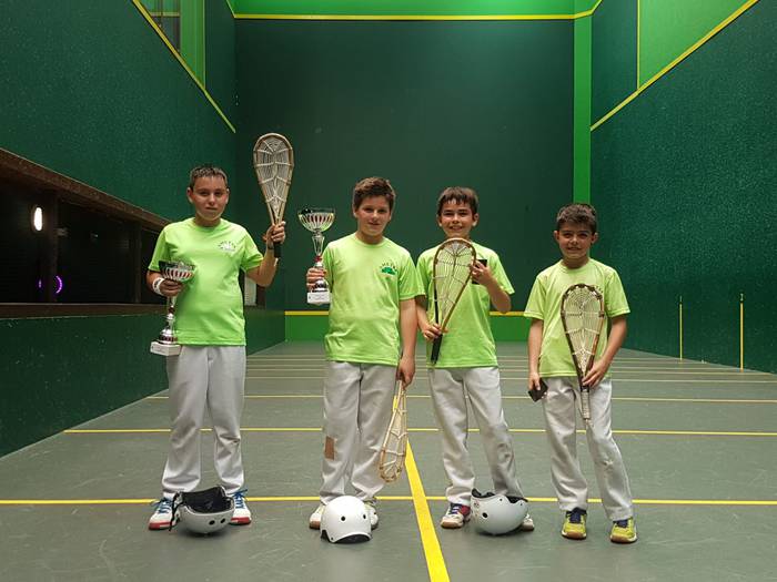 Ekhi Yarza –Aimar Heras irurarrak    irabazle Urruñako  xare topeketa-lehiaketan