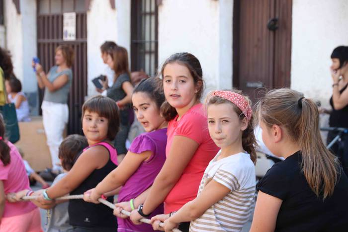 Jolas betean aritu dira umea 2 1537027335737