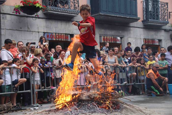 Txikienak ere saltoka 40 1561316742455