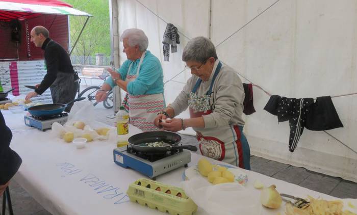 14 lehiakide, Gastronomikako 2 1523714813386