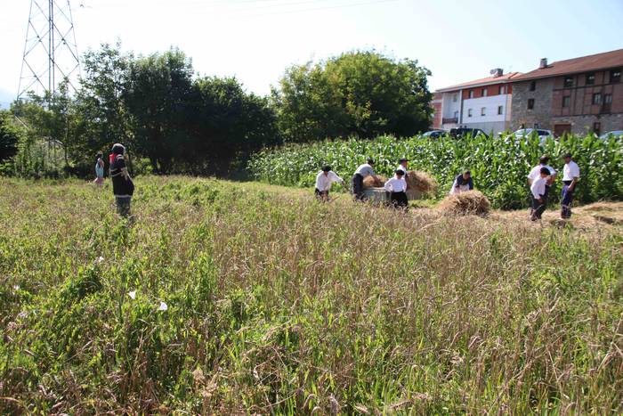 Garia bildu dute ogia egitek 20 1532422065230