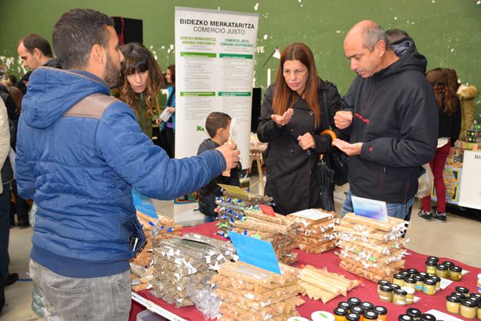 Azoka euriaren gainetik 16 1478447367483