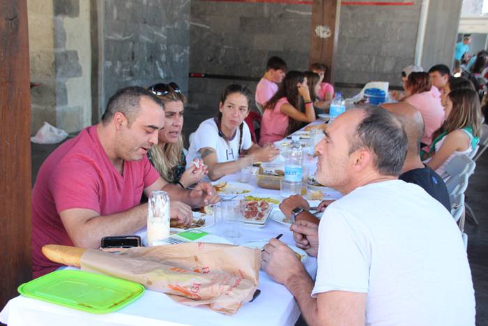 Kuadrillak bapo jarri dira I 73 1502547190122