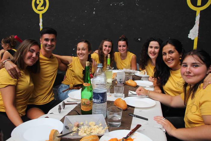 Amezketako festetako Kuadril 5 1661534977349