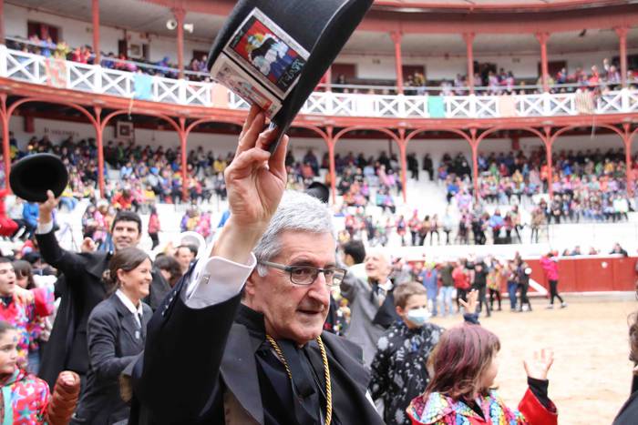 Itzuli dira plazara 35 1645726400090