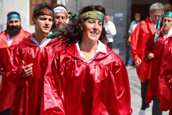 Emakumeak Adunako Axeri-dantzan, lehen aldiz - 48