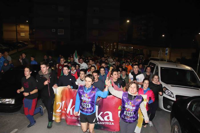 Orain, gaur eta hemen, dena  32 1555133862259