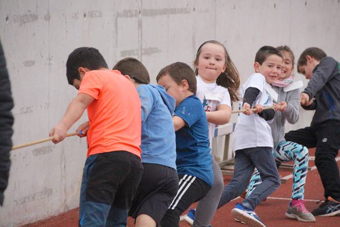 Eskola Txikien topaketak 420 46 1520602671956