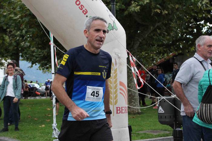 Iñaki Olano eta   irabazle E 138 1571509866997