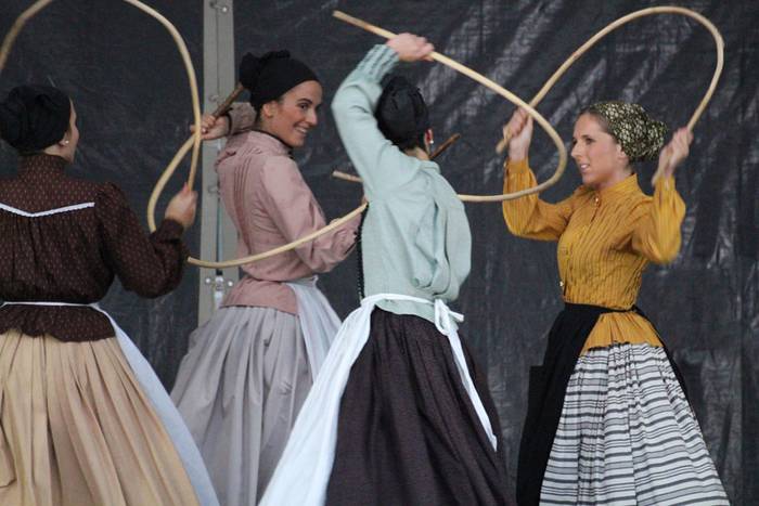 Irurako festak 2015 buruhandiak 47 1443465702078