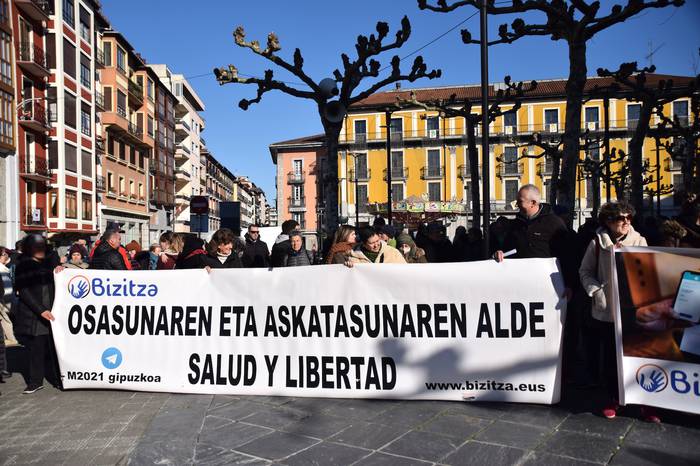 COVID pasaportearen kontrako 7 1642249406881