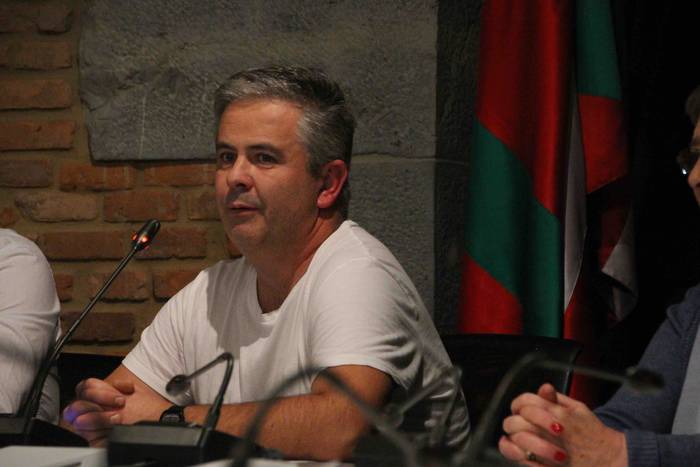 Tolosako babarruna dagoen to 17 1573851100121