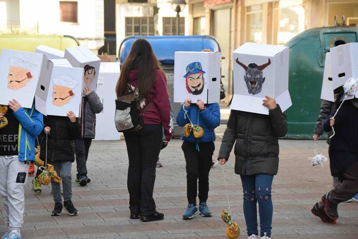 Erraldoi eta buruhandiak egi 1 1577448106732