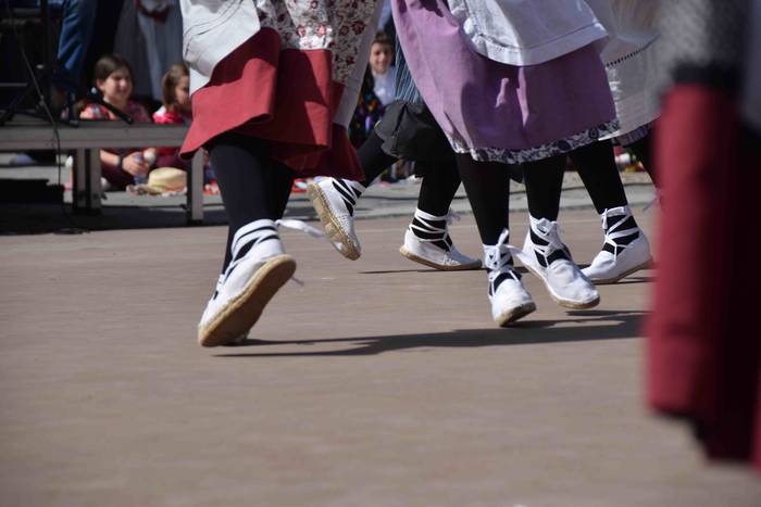 Oinkari dantza taldearen dan 43 1648304072020