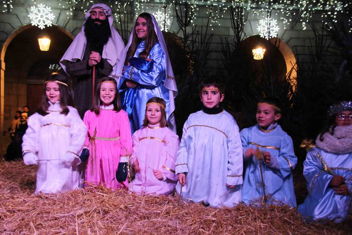 Errege magoen desfilea tolos 86 1546717668372