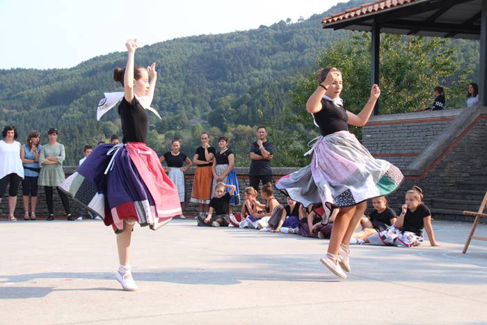 ALKIZAKO JAIAK 2017. DANTZA  17 1504889387792