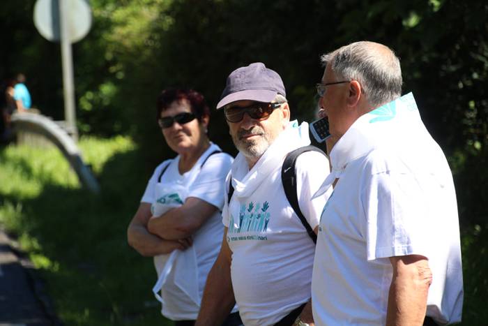 "Gu bezala, beste 100.000 za 49 1528637079474