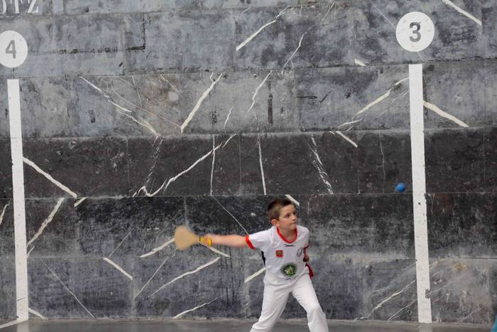 Gaur, frontisa festaleku 21 1565436484351